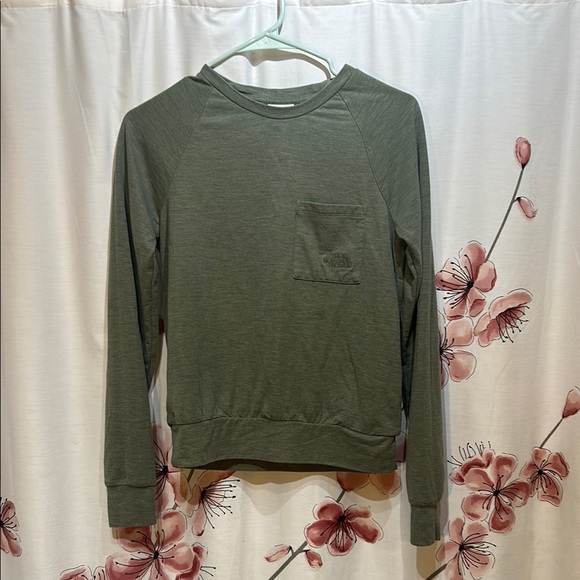 NORTH FACE • Women’s XS Green Long Sleeved Top - Picture 1 of 6
